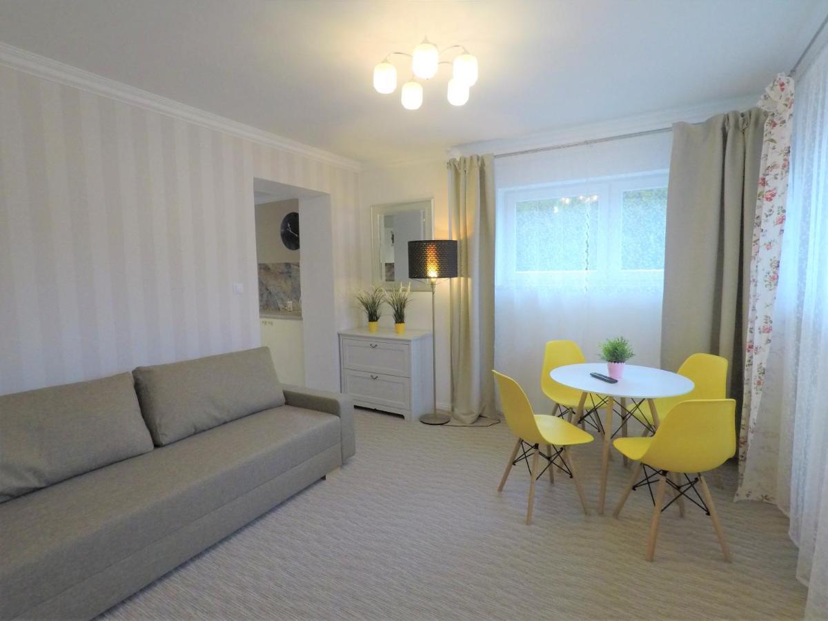 Apartamenty Dobranoc - Wawer 2 Varsó Kültér fotó