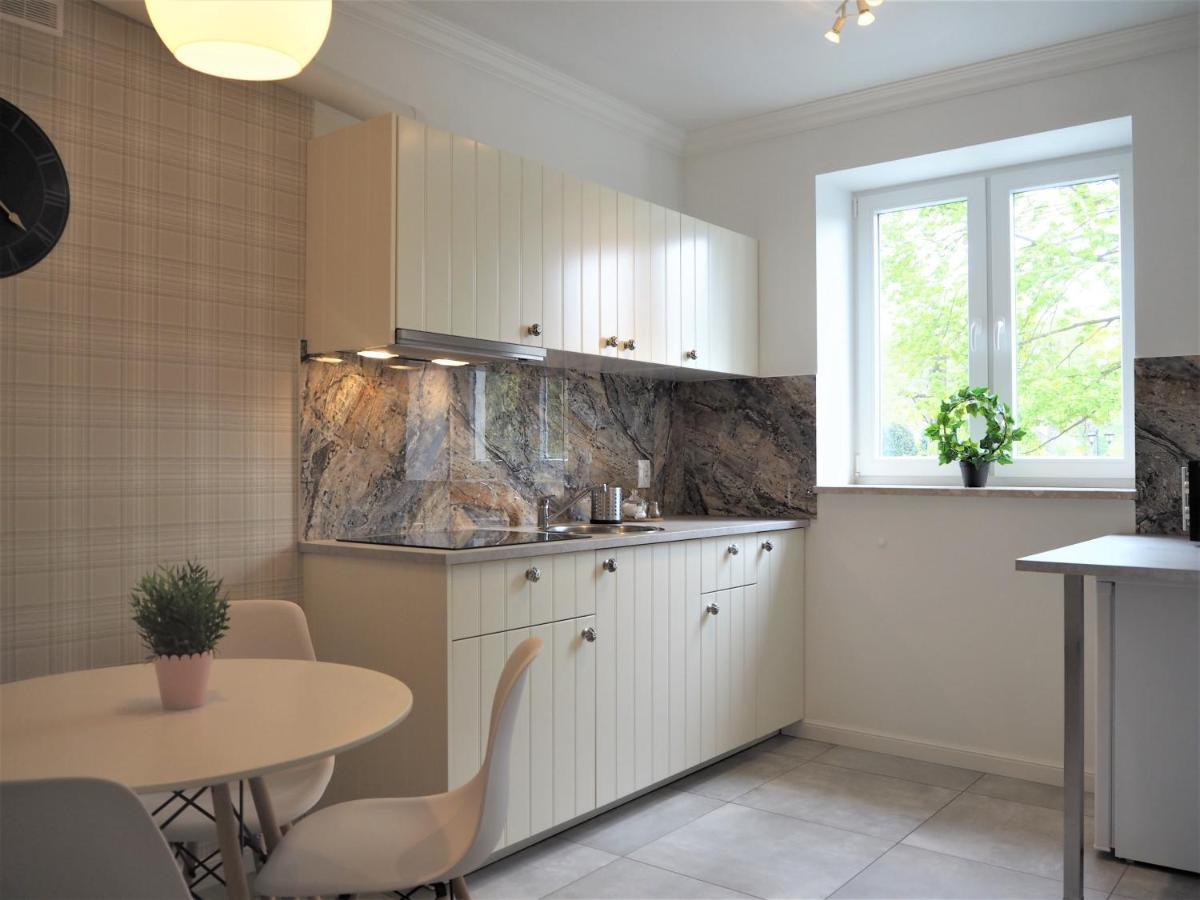 Apartamenty Dobranoc - Wawer 2 Varsó Kültér fotó